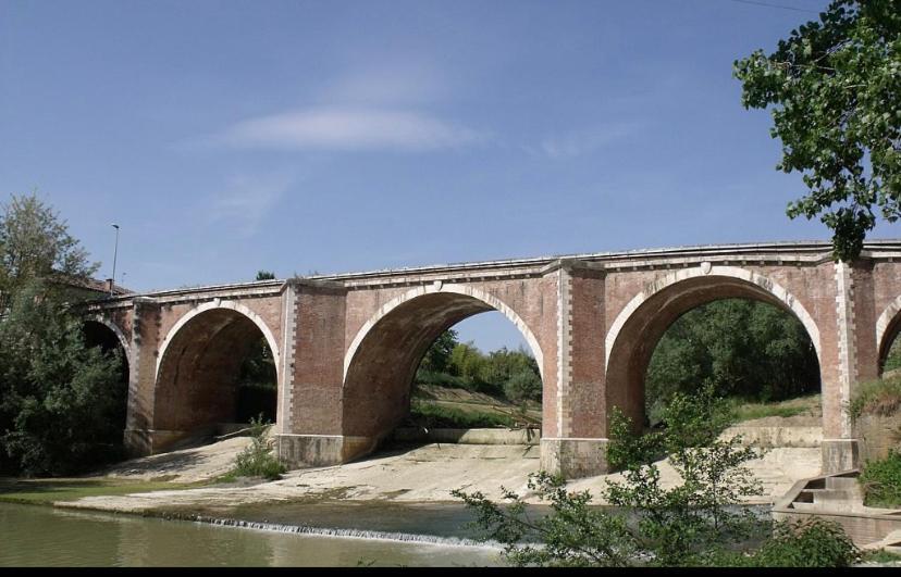 La Sosta - Intero Appartamento Ponte d'Arbia 外观 照片